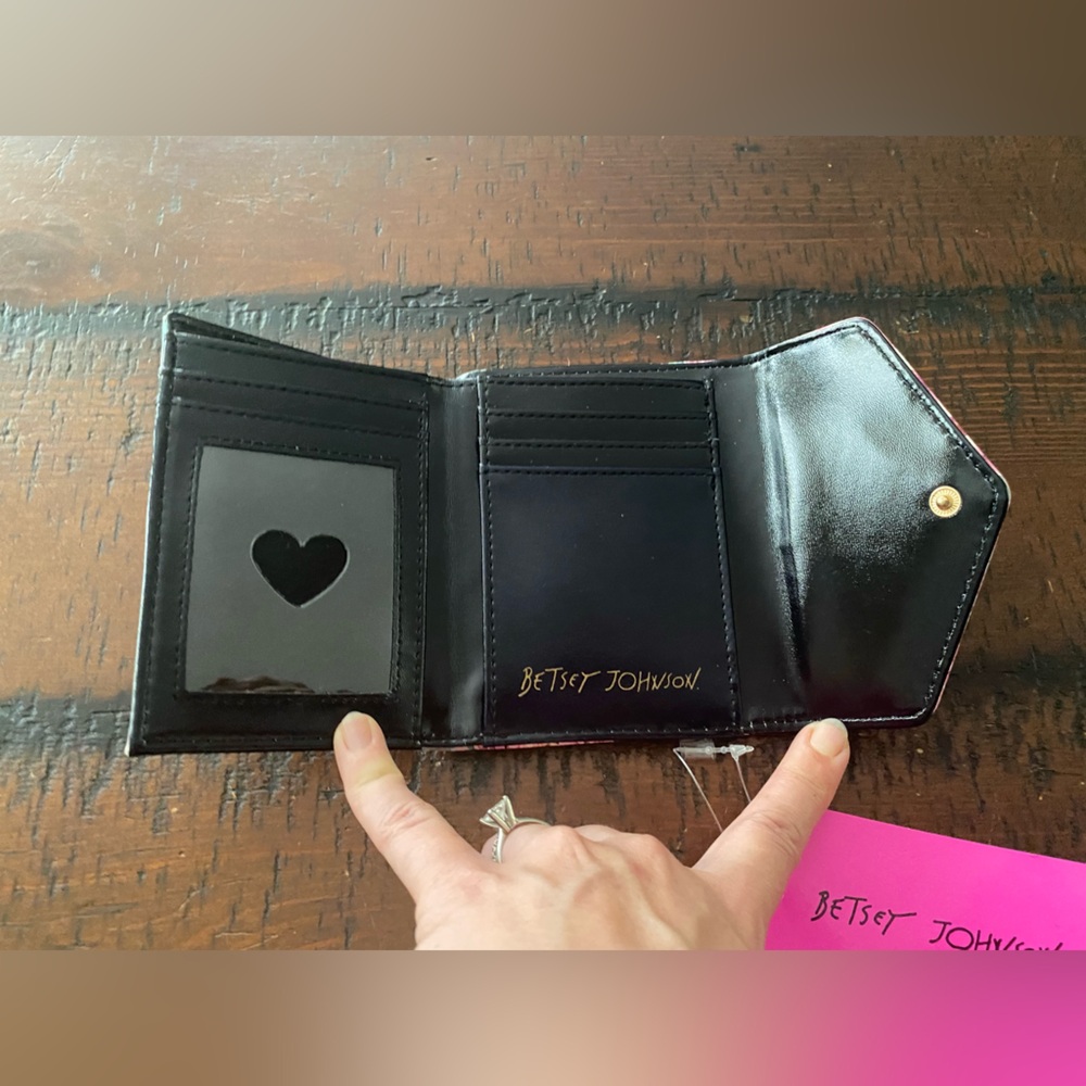 Betsey Johnson grey blush XOLANA floral rose WALLET BNWT $58 - Picture 8 of 11